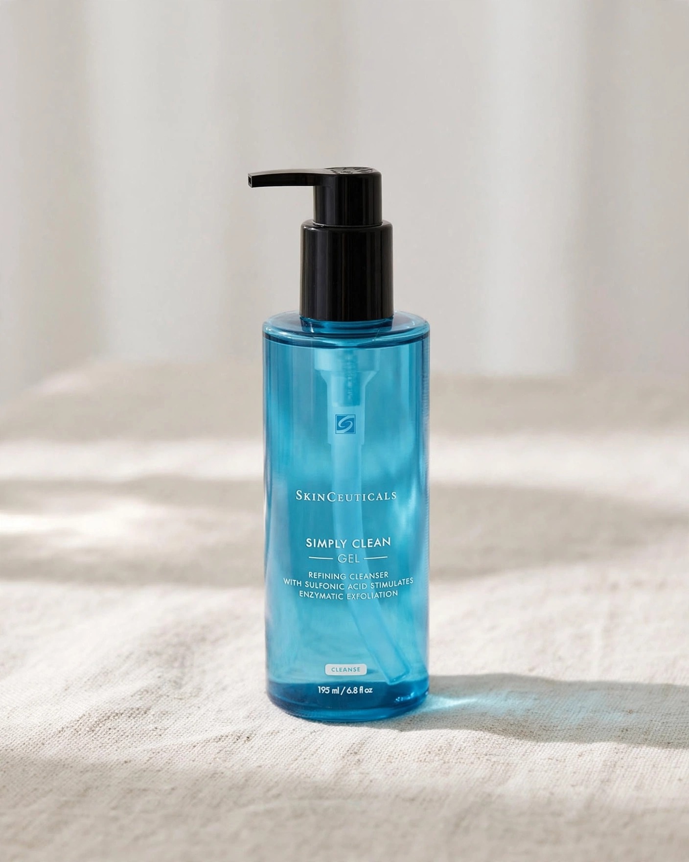 Gel Rửa Mặt Làm Sạch Trang Điểm | SkinCeuticals Simply Clean | 200 ml